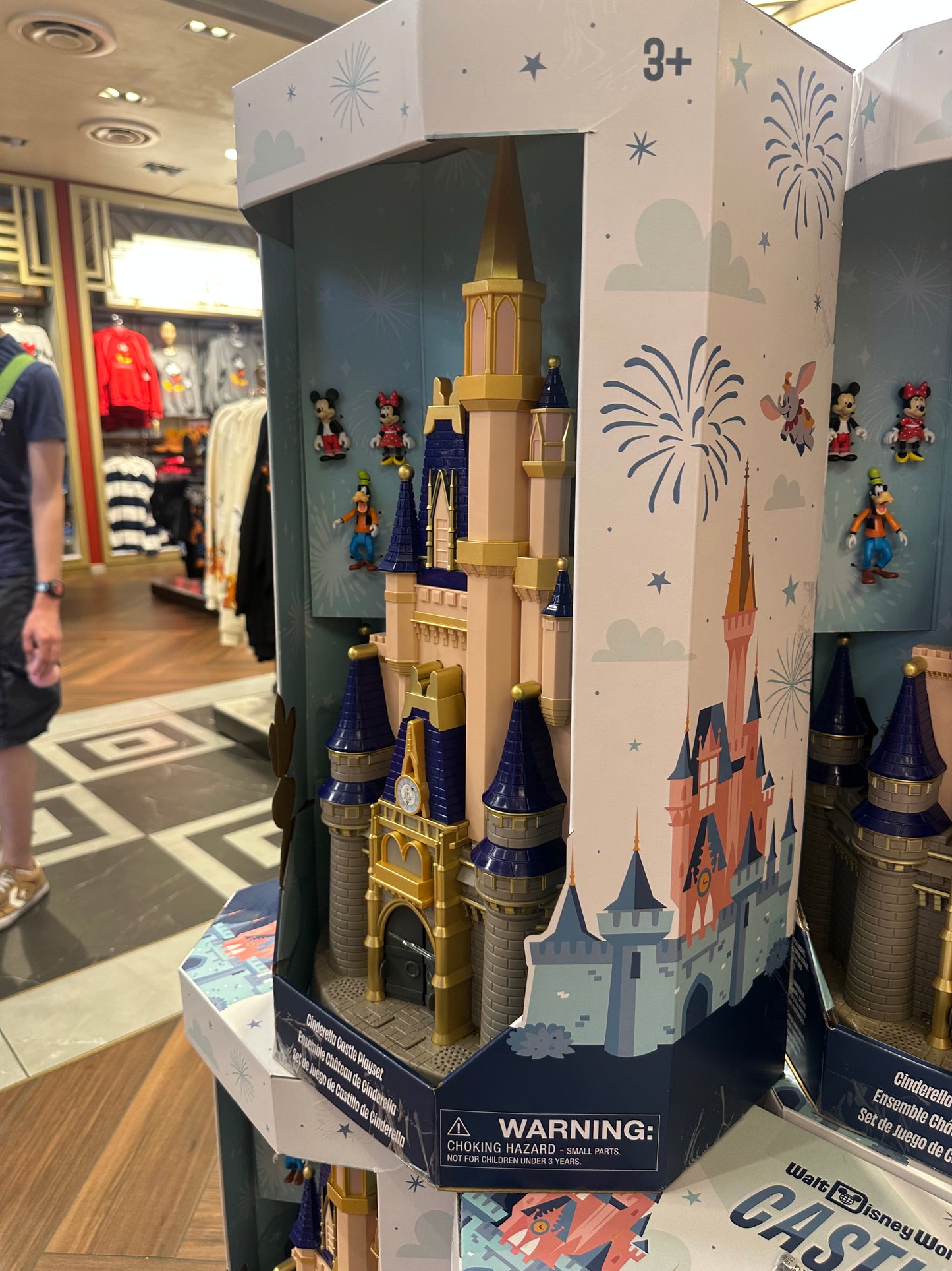 Official Disney Playset – Cinderella Castle + Characters