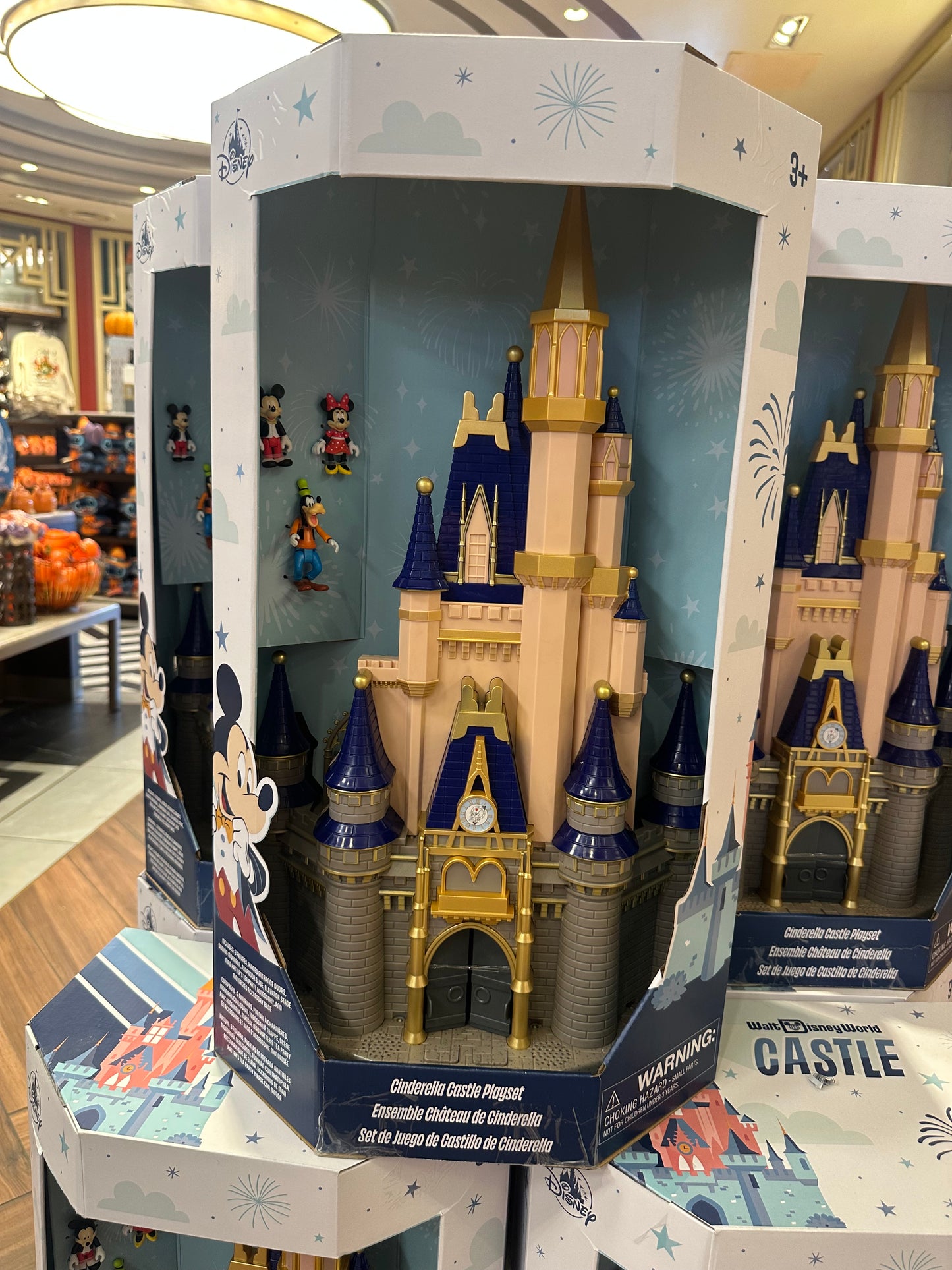 Official Disney Playset – Cinderella Castle + Characters